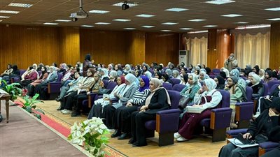 القومي للمرأة يواصل التوعية بجرائم تقنية المعلومات بعدد من الجامعات 