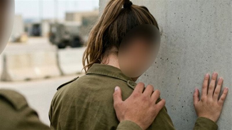 الجندية المعتدى عليها