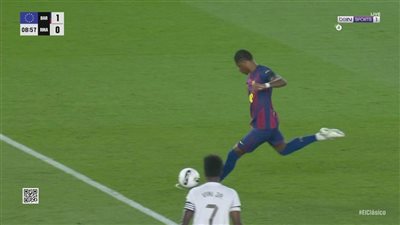 برشلونة وريال مدريد.. هدفان بتوقيع راشفورد وتوريس في 18 دقيقة بكلاسيكو الأرض