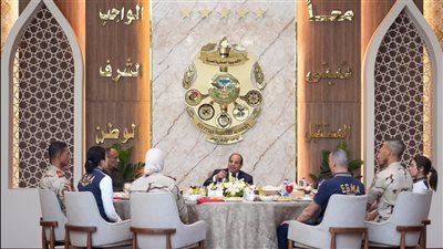 السيسي يقوم بجولة تفقدية في مقر القيادة الاستراتيجية بالعاصمة الإدارية الجديدة