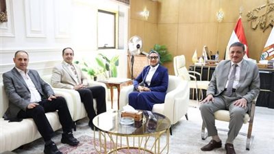 الوادي الجديد تستعد لإنشاء فرع لصندوق مكافحة الإدمان لتقديم العلاج المجاني
