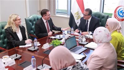 عبدالغفار يستقبل سفير بريطانيا لدى مصر لبحث تعزيز التعاون المشترك