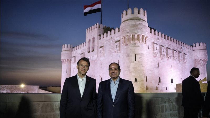 الرئيس السيسي وماكرون