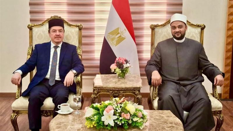 د. أحمد نبوي وقفتي