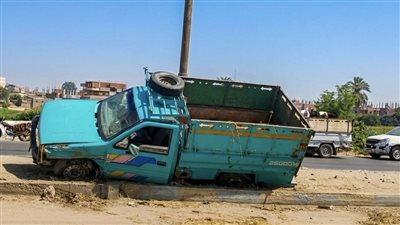 إصابة 9 أشخاص في انقلاب سيارة ربع نقل بطريق 36 الحربي بالإسماعيلية