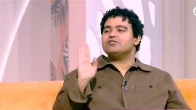 «أخويا جري ورايا بالجبنة».. اسلام إبراهيم يكشف سبب فوبيا الجبن