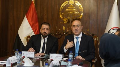 حزب الجبهة الوطنية يضع آليات جديدة لتعزيز الأداء التشريعي لنوابه بالشيوخ