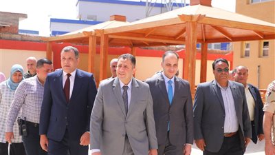 محافظ دمياط يفتتح مشروعات تعليمية جديدة خلال احتفالات العيد القومي