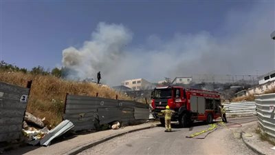 حريق بالقرب من مدرسة إسرائيلية في بيت شيمش.. وست فرق إطفاء تحاول إخماده