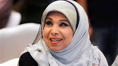«منضبط وعمره ما قال لفظ خارج».. مديحة حمدي تبكي على الهواء وتكشف أسرارا مؤثرة