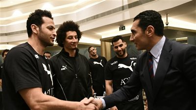 وزير الشباب والرياضة يشهد حفل تكريم منتخب اليد بعد حصد اللقب الأفريقي 