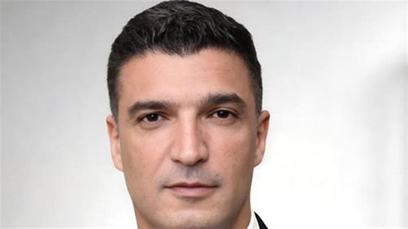  خالد هاشم وزير الصناعة