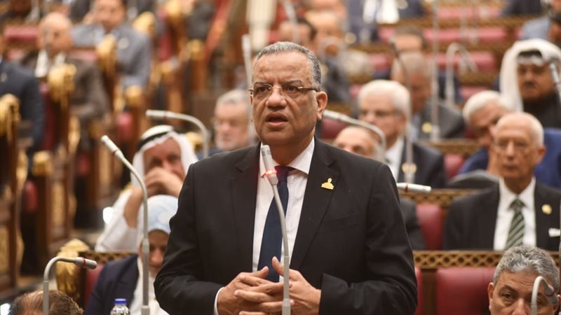 الدكتور محمود مسلم