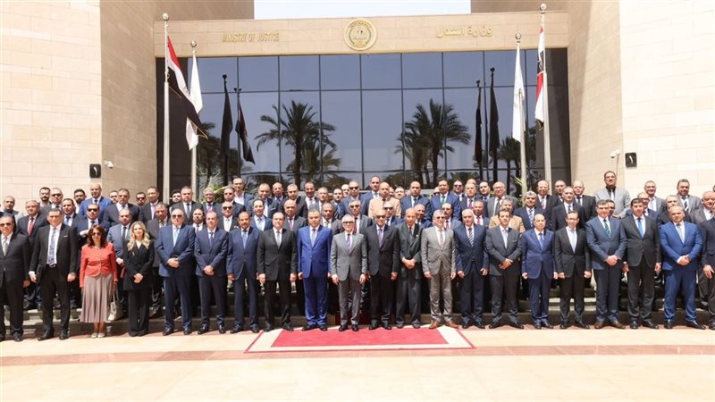 المستشار محمود الشريف
