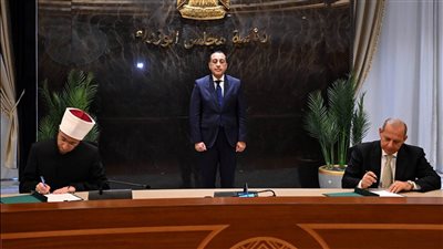 تقسيطًا على 6 أشهر.. مدبولي يشهد توقيع بروتوكولي تعاون لتيسير صكوك الأضاحي