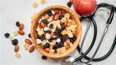     كيف تحمي دماغك بالطعام؟ نصائح غذائية لتحسين التركيز والذاكرة