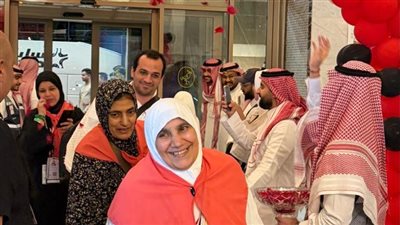 التضامن الاجتماعي تواصل تفويج حجاج الجمعيات الأهلية إلى الأراضي المقدسة