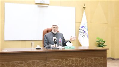 «الضويني» يكشف مواصفات مفتي العصر ويحذر من دعاة التريند الديني