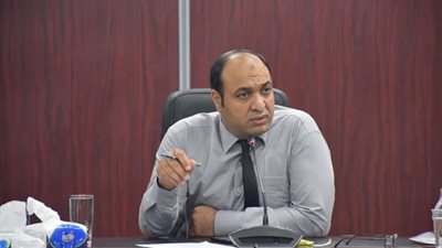 شركة مياه الشرب بالجيزة تدعم الأسر الأولى بالرعاية وتوصل المياه لـ 254 أسرة