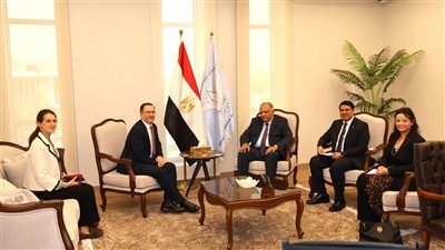 القومي لحقوق الإنسان يبحث مع السفير البريطاني تعزيز التعاون وتطوير آليات العمل