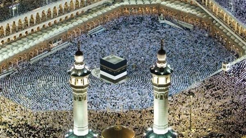هل مساعدة الفقراء