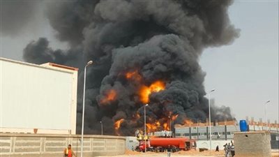 12 مصابا بحريق مصنع كارتون.. ومحافظ الشرقية يوجه بسرعة تقديم الاسعافات 