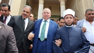 نقيب الأشراف:التاريخ لن ينسى الدور البارز للإمام عبدالحليم محمود في نصر أكتوبر