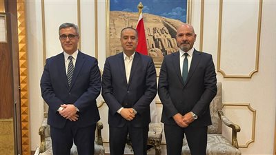 الدكتور حسن مصطفى يستقبل وزير الرياضة الجزائري قبل نهائي الكونفدرالية 