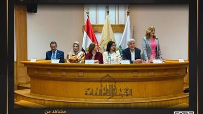 الأعلى للثقافة يناقش تأثيرات الذكاء الاصطناعي على صحة المرأة المصرية