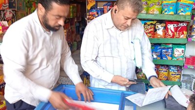 محافظ الغربية: حملات تموينية تضبط 855 علبة سجائر مهربة و1440 كجم سكر مدعم 