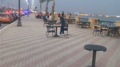 حي السويس يواصل حملات رفع الإشغالات وإزالة التعديات بممشى أهل السويس والكورنيش