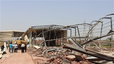 محافظ القليوبية يقود حملة مكبرة لإزالة 