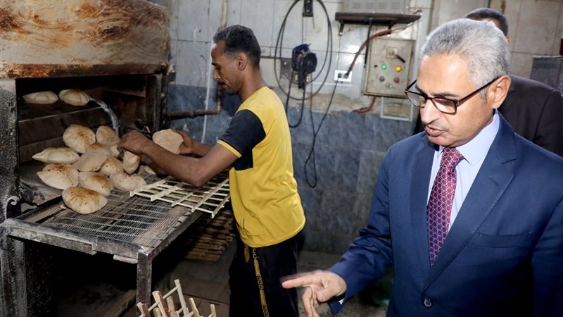 محافظ بنى سويف بإحدى