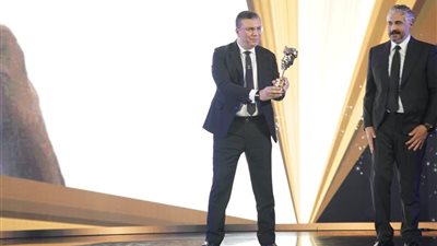مليار و نصف مليون مشاهدة .. عمرو الليثى يحصد لقب أفضل إعلامي في العالم العربي