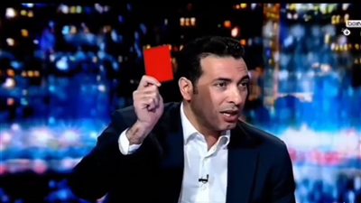 بطاقة حمراء.. أبو تريكة يطالب بطرد أرني سلوت من ليفربول 