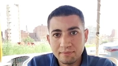 طالب من بني سويف يبتكر جهازًا طبيًا ذكيًا ويحصد مراكز متقدمة - فيديو