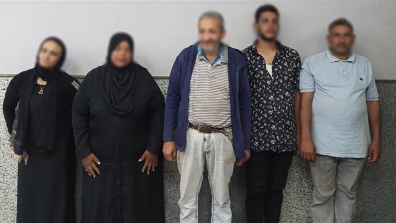 المتهمين 