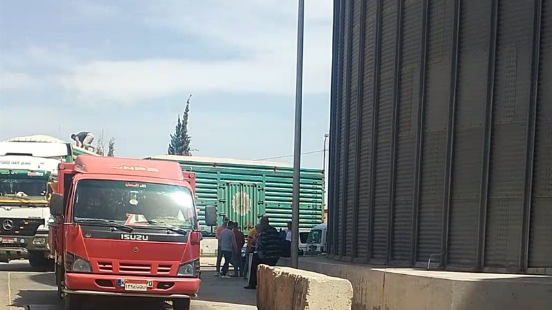 جانب من التوريد 