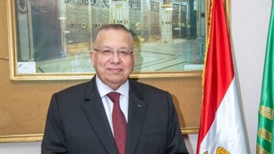 نقيب الأشراف يعزّي سفير السعودية بالقاهرة في وفاة والده
