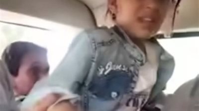 سقوط سيدة متهمة بخطف طفلة في الشرقية أثناء الهروب بها داخل ميكروباص