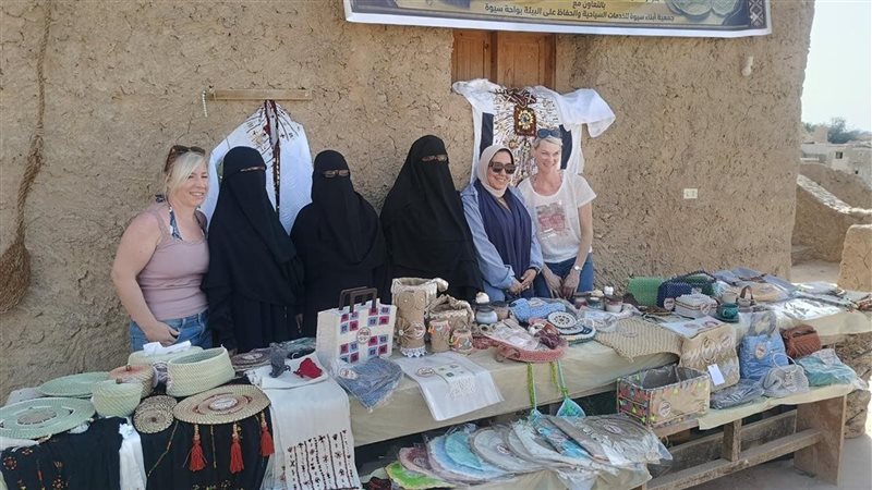 جانب من المعرض