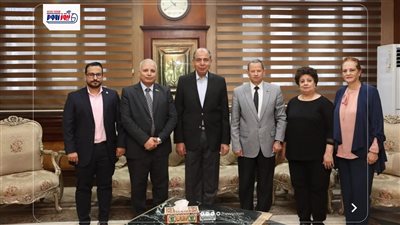 محافظ المنيا يستقبل وفد نقابة المهندسين لبحث سبل التعاون في دعم خطط التنمية