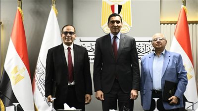وزير الرياضة يشهد توقيع بروتوكول رعاية بين الاتحاد المصري للدراجات وشركة سقارة