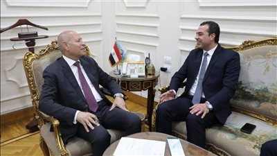 إبراهيم صابر يبحث مع البنك الزراعي تعزيز التعاون وفرص الاستثمار في المحافظة