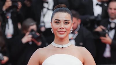 يارا السكري تطل بالأبيض في مهرجان كان السينمائي 2026