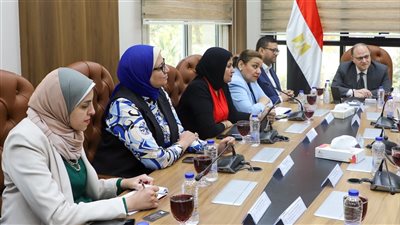 رئيس هيئة الدواء يبحث مع شركة إماراتية التعاون لتطوير الجودة والرقابة الدوائية