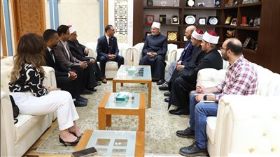مفتي الجمهورية يبحث مع «بصمة شباب مصر» تعزيز الوعي ومواجهة الفكر المتطرف