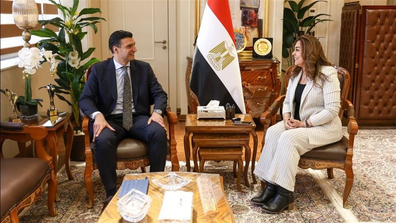 وزيرا التنمية المحلية
