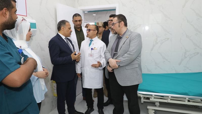 الافتتاح