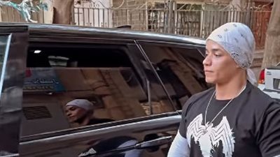 بيج ياسمين تحتفل بشراء سيارة سوداء: «الأسود عالأسد بيمنع الحسد»